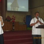 Worship Leader : Yolan & Olan