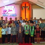 Majelis,Hamba Tuhan & Tim dari GKY Jakarta foto bersama usai ibadah