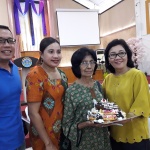 Syukur bersama para wulan yang berulang tahun di bulan Maret,diwakili oleh Oma Koroh